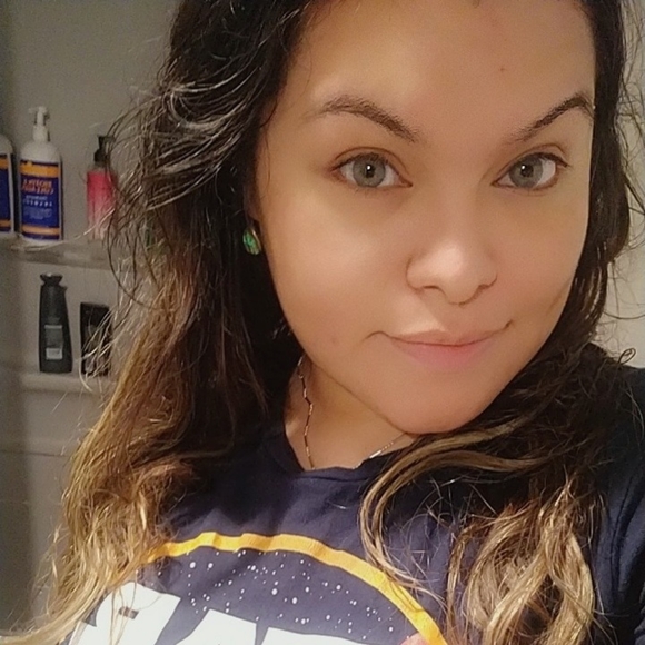 Meet your Posher, Vanessa - Picture 1 of 1